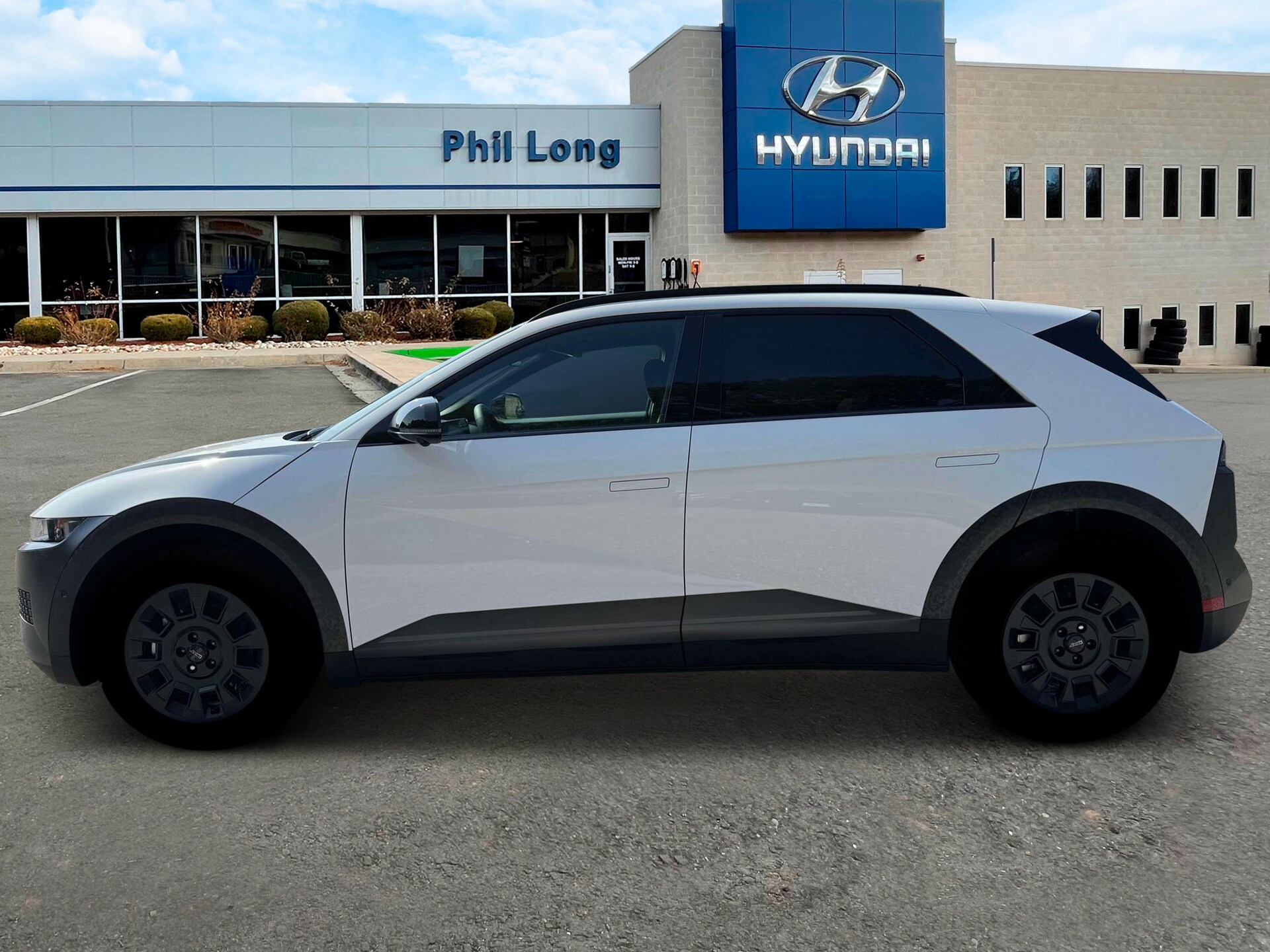 2025 Hyundai Ioniq 5 photo 3