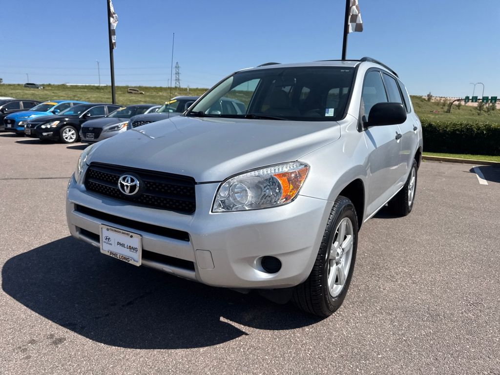 2006 Toyota RAV4 Base photo 2