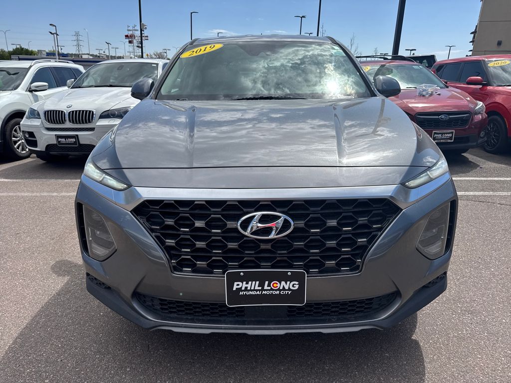 2019 Hyundai Santa Fe SE - Photo 4