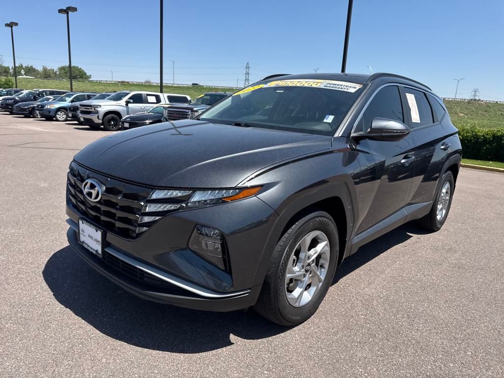 2022 Hyundai Tucson SEL photo 2