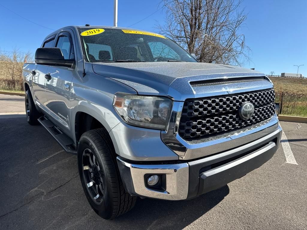 Used 2019 Toyota Tundra SR5 with VIN 5TFDW5F10KX815323 for sale in Colorado Springs, CO