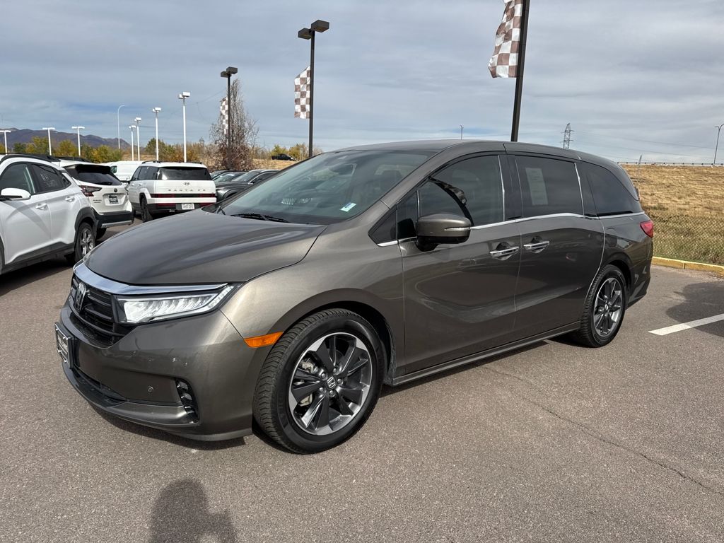 2021 Honda Odyssey Elite's photo