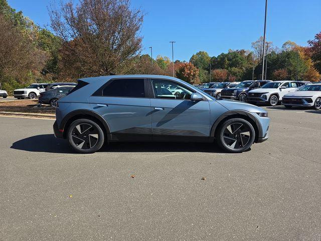 2026 Hyundai Ioniq 5 SEL photo 2