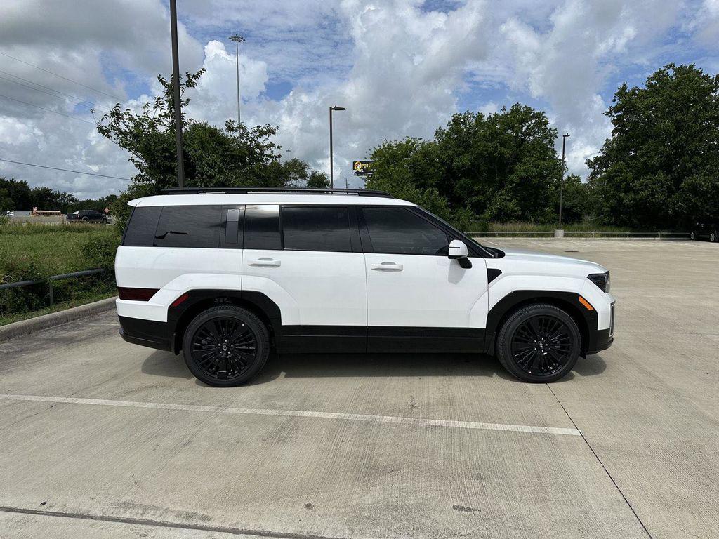 2026 Hyundai Santa Fe Calligraphy photo 2