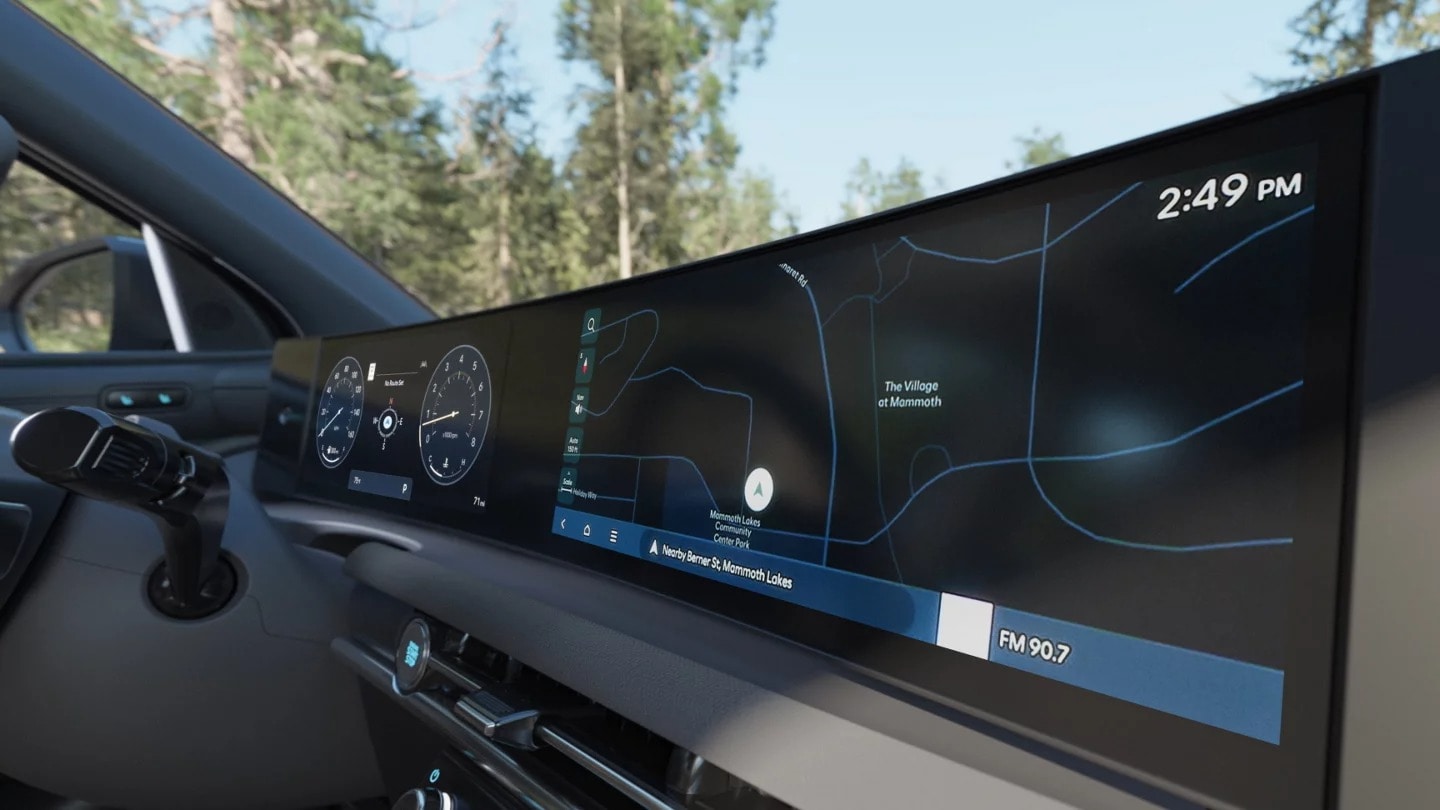 2026 SANTA CRUZ panoramic curved display