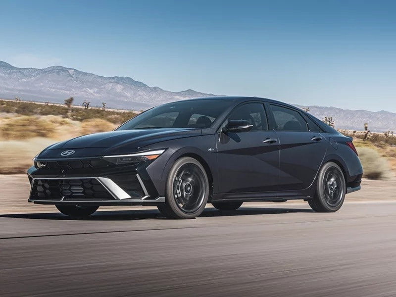 2026 ELANTRA digital displays