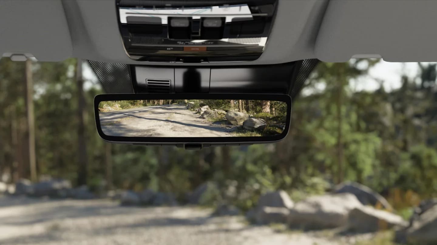 SANTA FE full-display digital rearview mirror