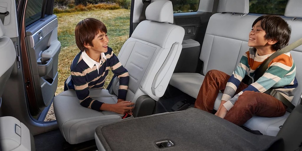 2026 SANTA FE spacious three-row interior