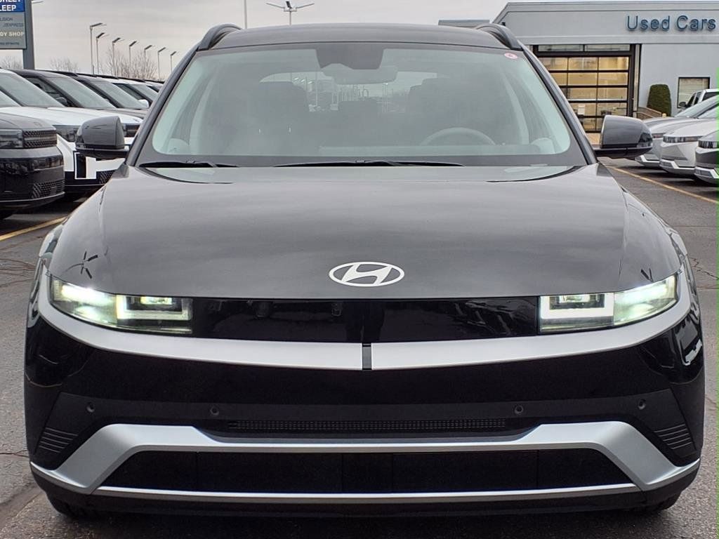 2025 Hyundai Ioniq 5 SEL photo 2