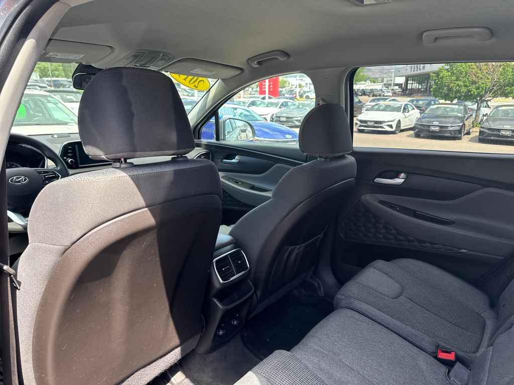 2019 Hyundai Santa Fe SE - Photo 23
