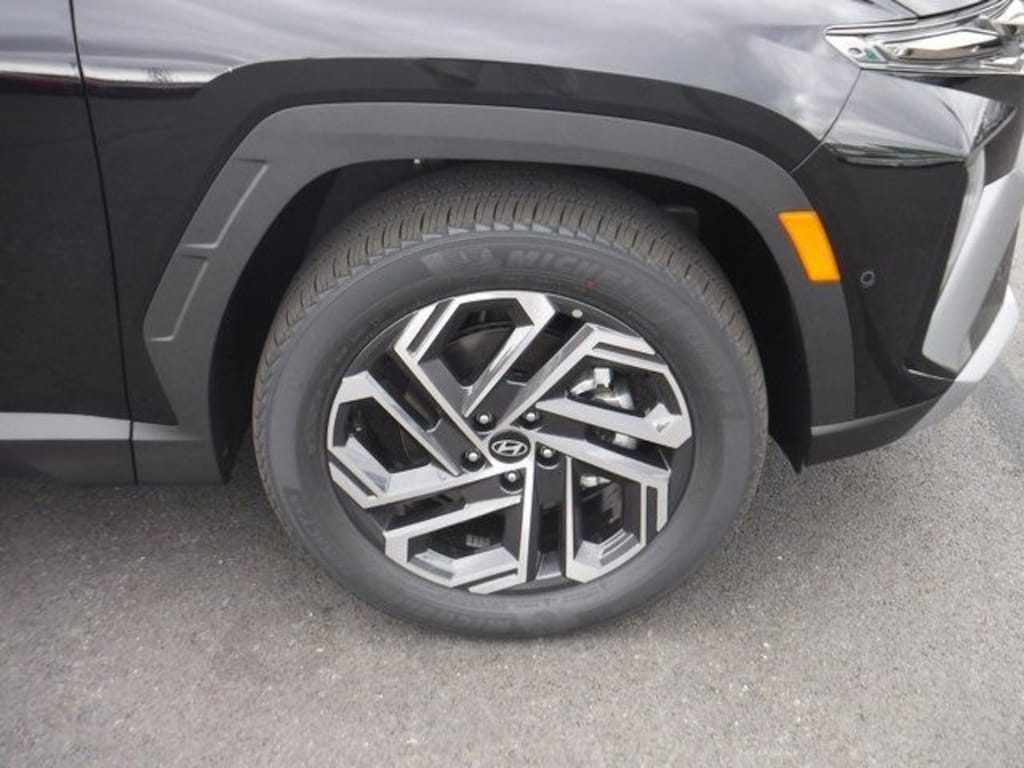 Used 2025 Hyundai Tucson Hybrid Limited SUV