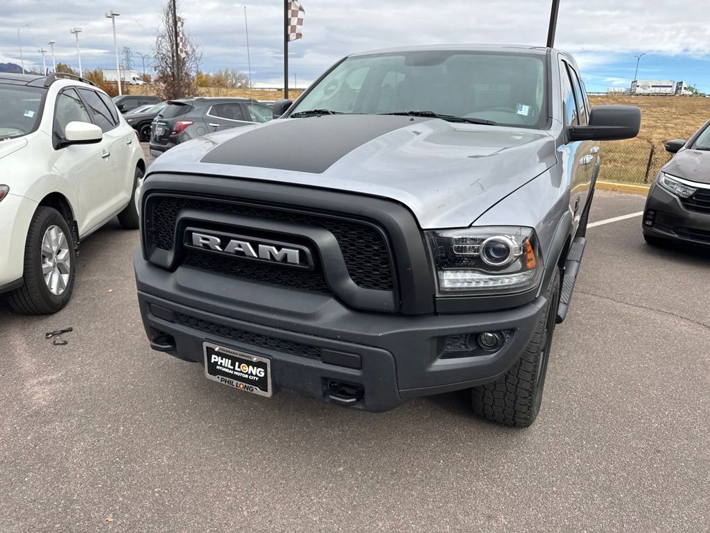 2019 Ram 1500 Classic SLT photo 4