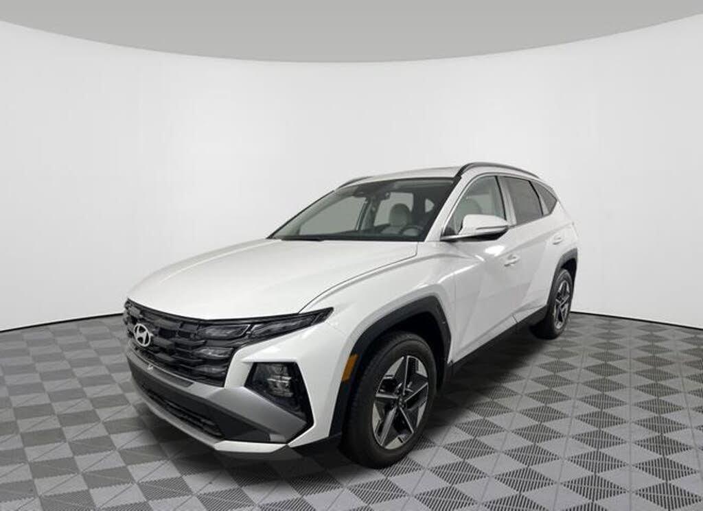 New 2026 Hyundai Tucson SEL Premium AWD SUV