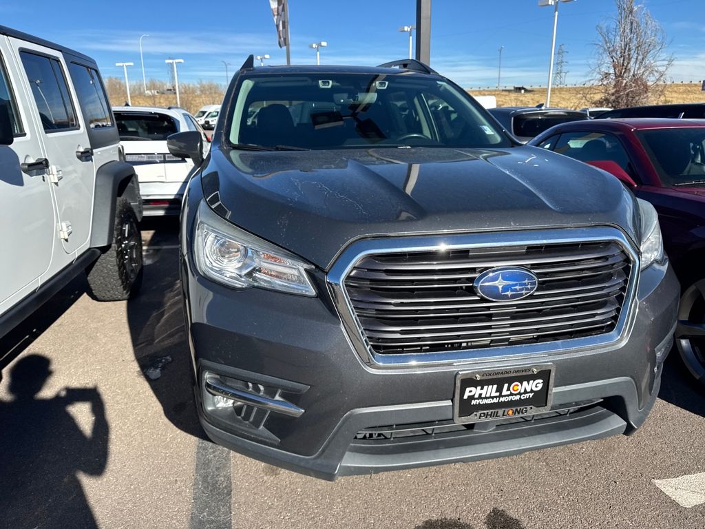 2019 Subaru Ascent Limited photo 2