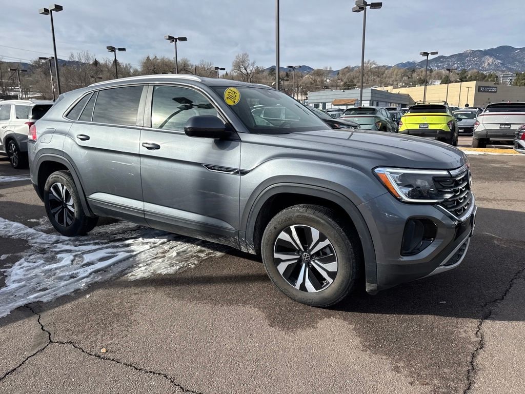 Used 2024 Volkswagen Atlas Cross Sport 2.0T SE SUV