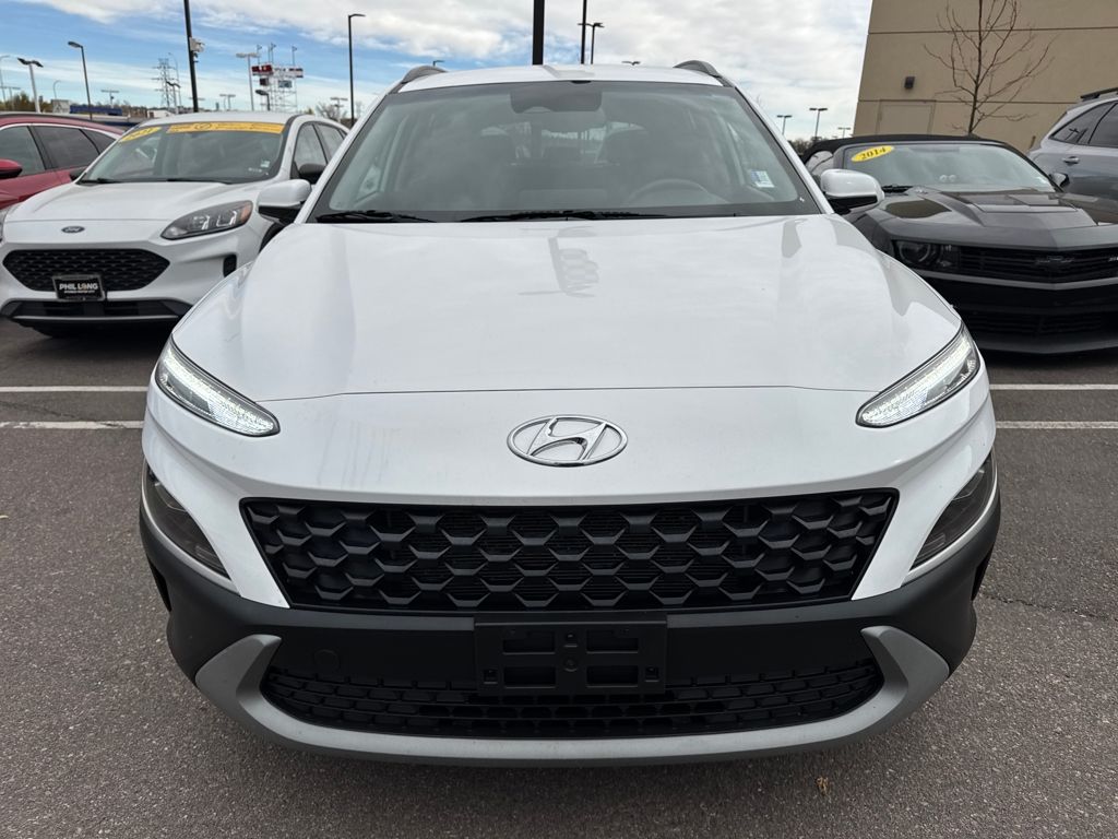 2023 Hyundai Kona SEL photo 4
