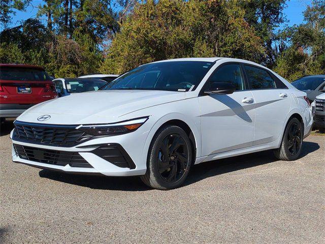 2026 Hyundai Elantra SEL's photo