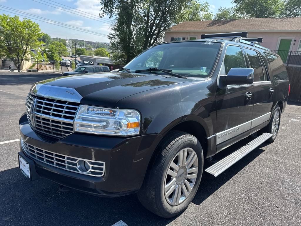 Used 2013 Lincoln Navigator Base with VIN 5LMJJ3J53DEL08858 for sale in Colorado Springs, CO
