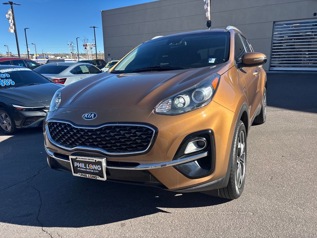 2020 Kia Sportage EX photo 2