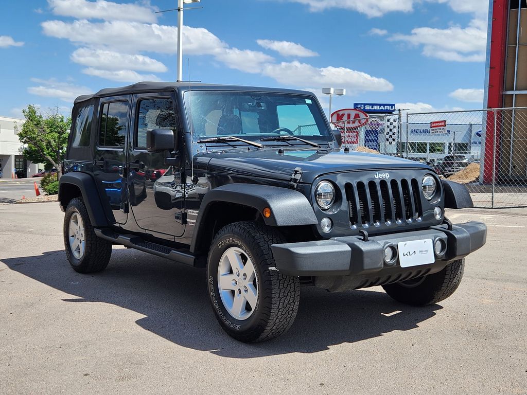 2018 Jeep Wrangler Unlimited Sport photo 3