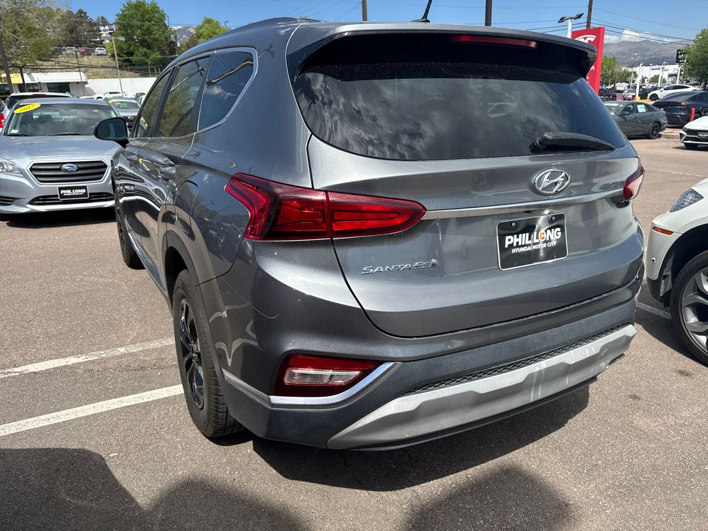 2019 Hyundai Santa Fe SE - Photo 12
