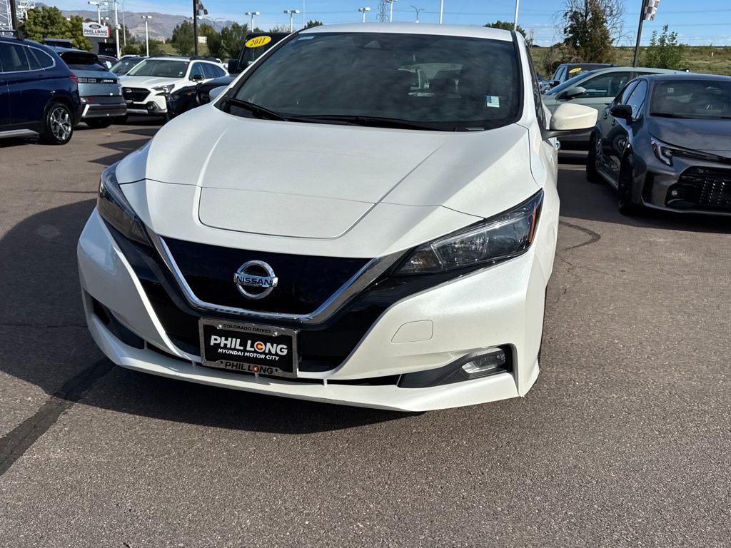 2022 Nissan Leaf SV photo 3