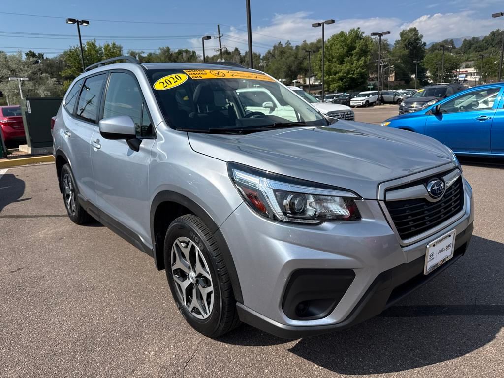 2020 Subaru Forester Premium photo 2