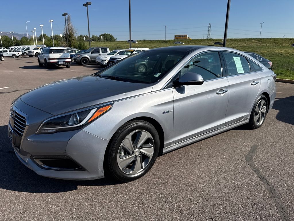2017 Hyundai Sonata Hybrid Limited photo 2