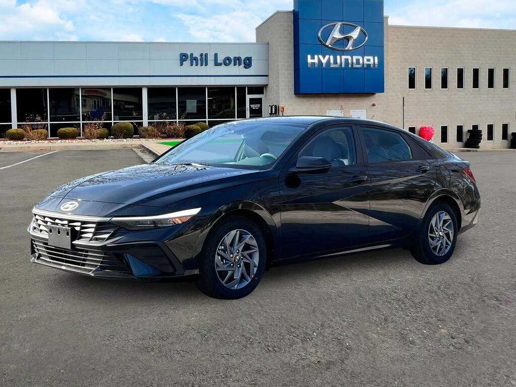 New 2025 Hyundai Elantra Hybrid For Sale at Phil Long Dealerships VIN