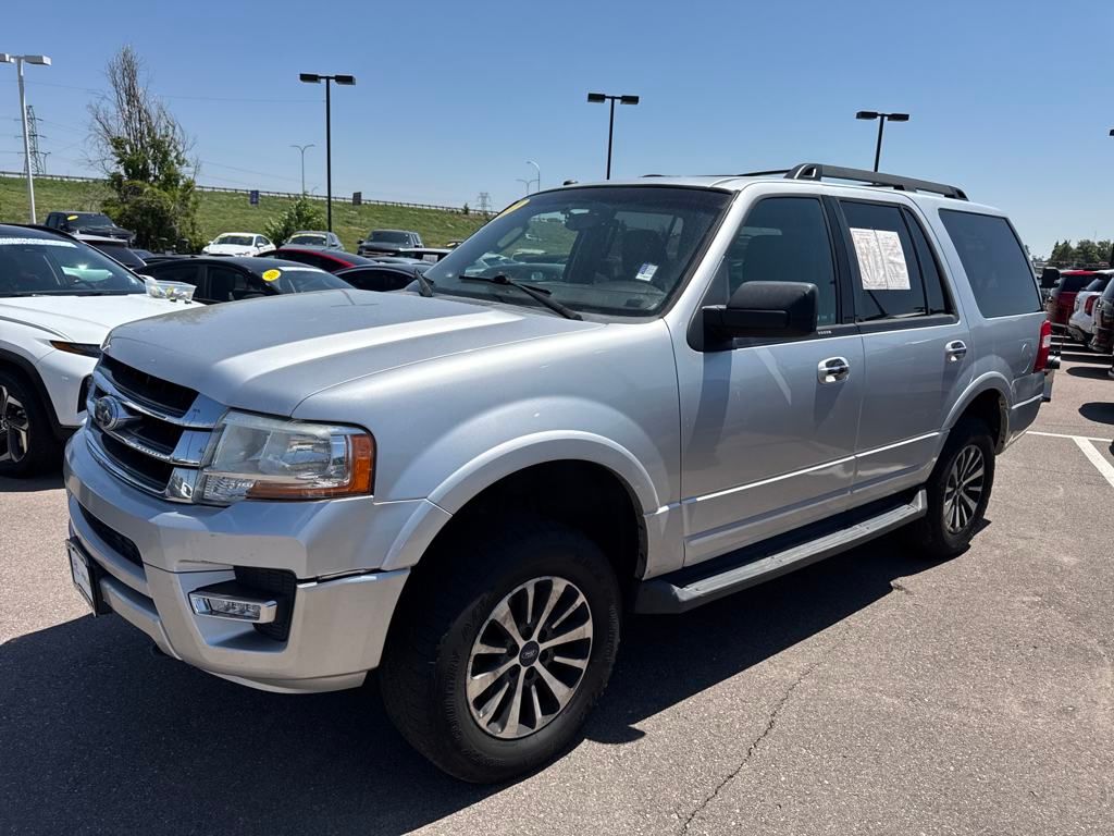 2017 Ford Expedition XLT photo 2