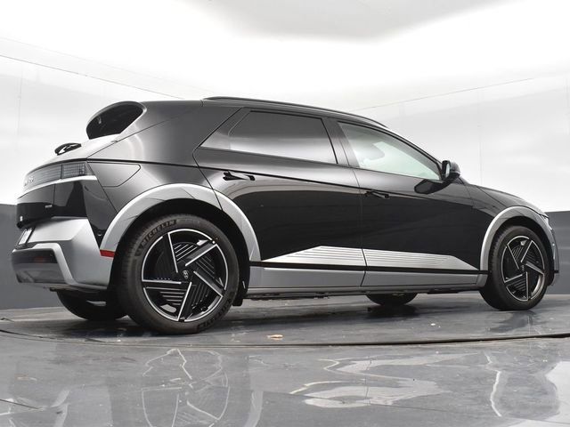 2025 Hyundai Ioniq 5 Limited photo 3
