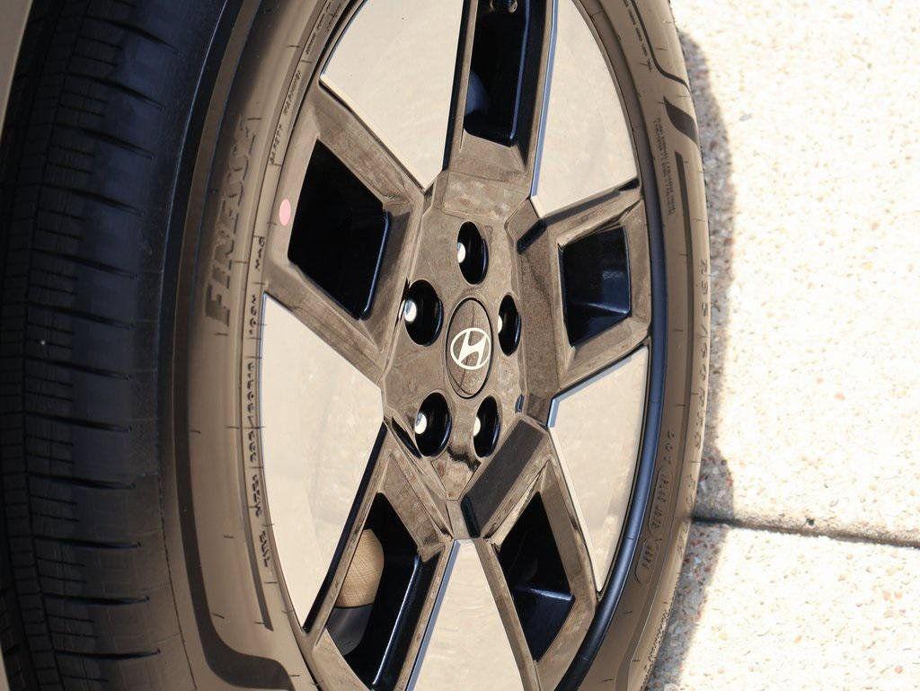2026 Hyundai Santa Fe SEL photo 4