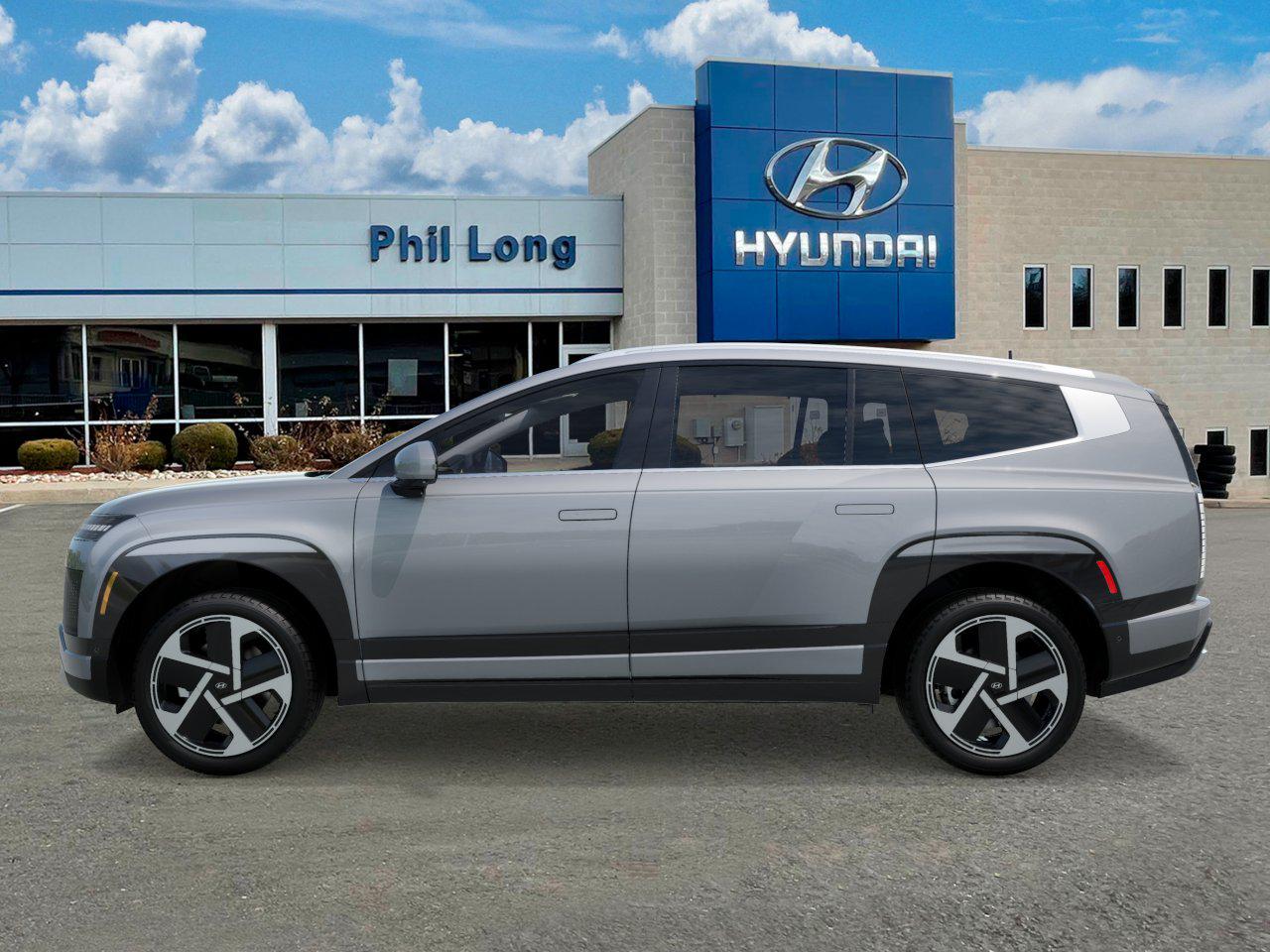 2026 Hyundai Ioniq Limited photo 3