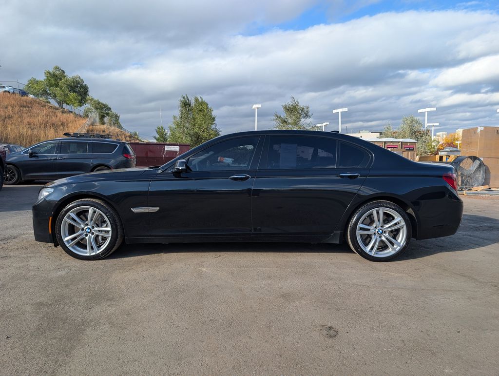 2015 Bmw 750i xDrive Sedan photo 4