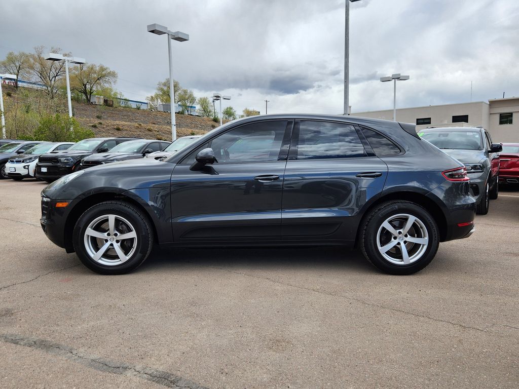 2018 Porsche Macan photo 4