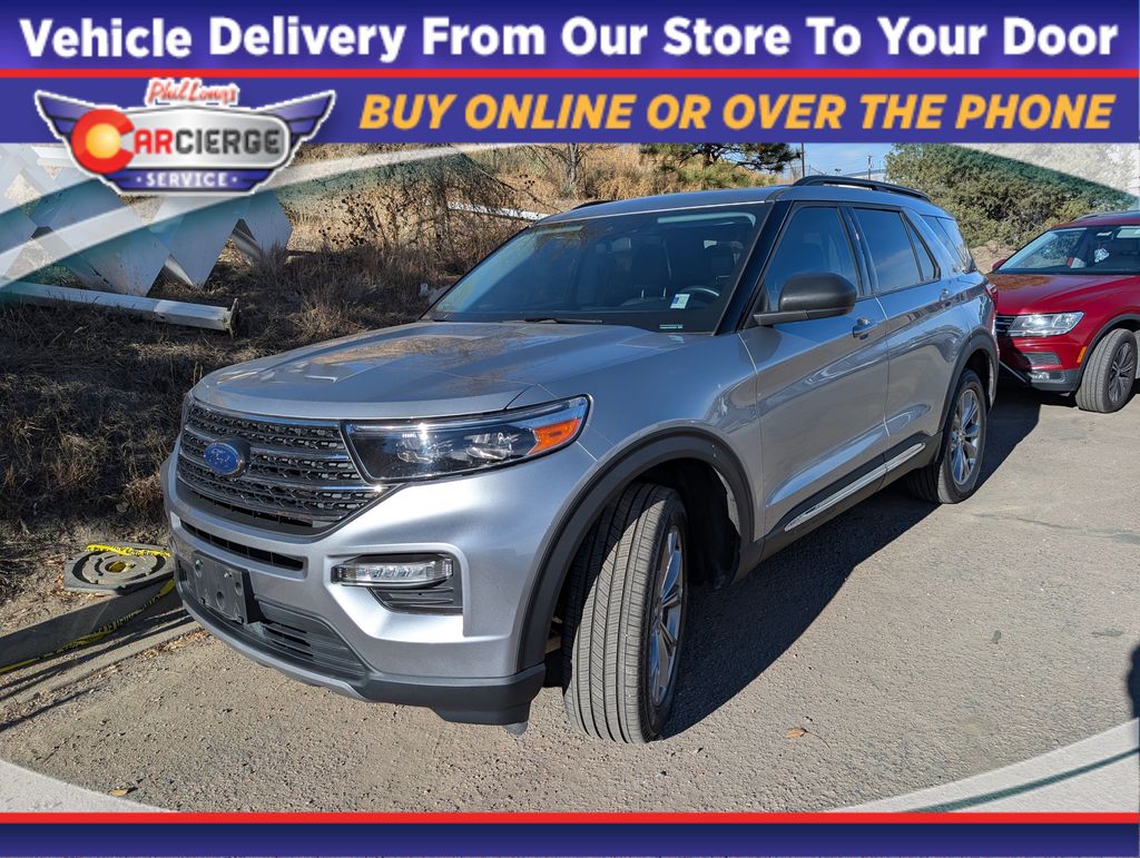 2022 Ford Explorer XLT's photo