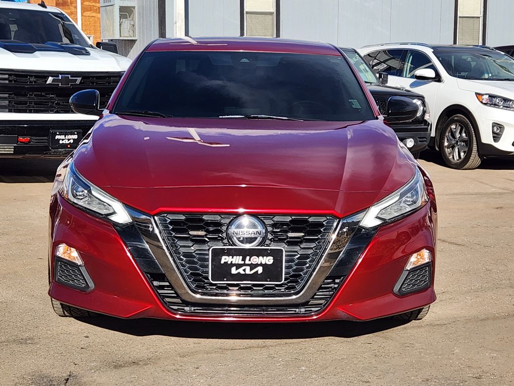 2020 Nissan Altima 2.5 SR photo 2