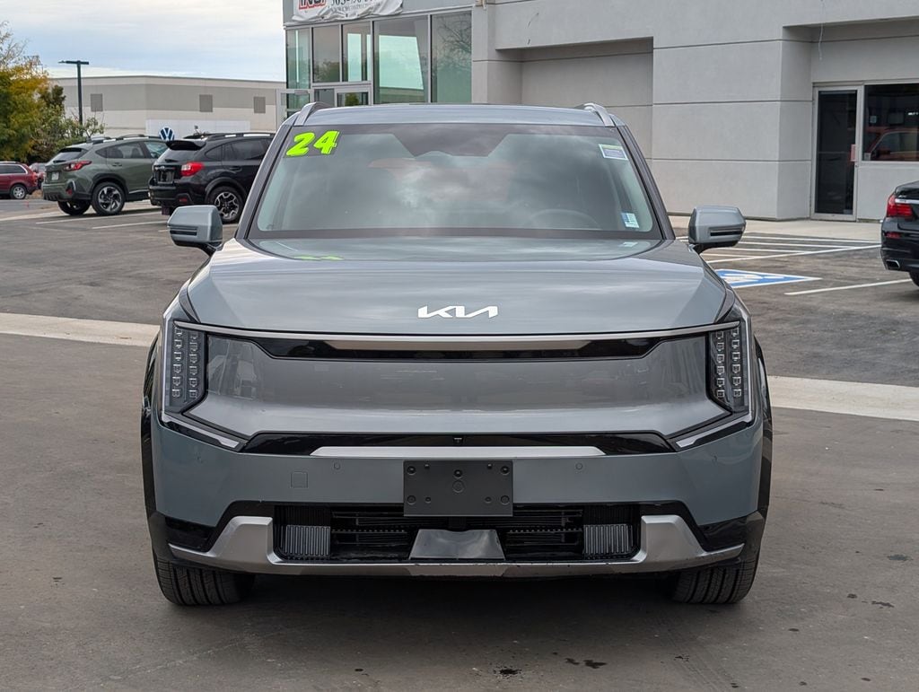 Used 2024 Kia Ev9 Land with VIN KNDADFS52R6045245 for sale in Colorado Springs, CO