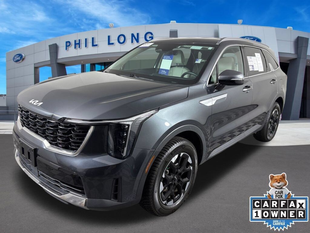 Used 2025 Kia Sorento S SUV