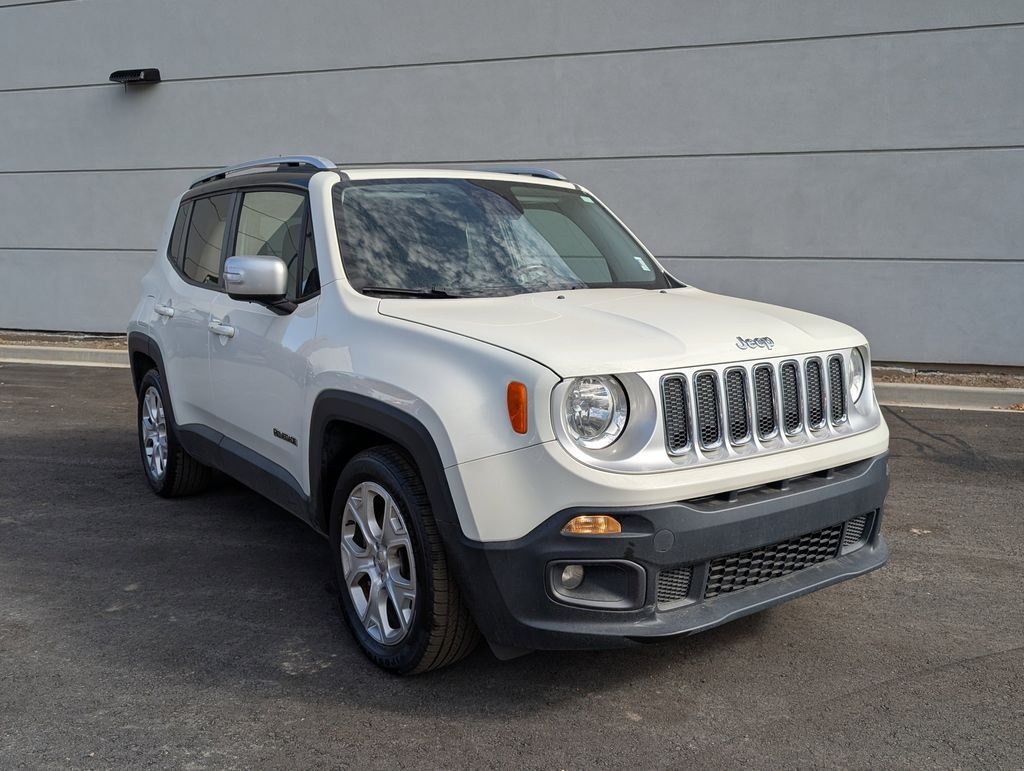2017 Jeep Renegade Limited photo 3