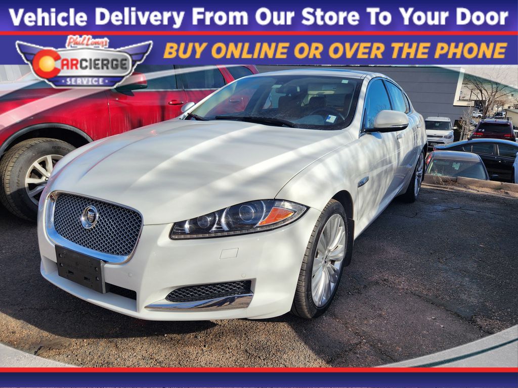 2013 Jaguar XF 3.0 AWD photo 2