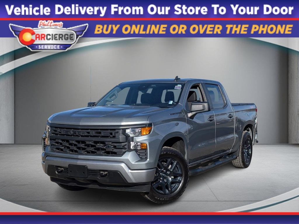 2023 Chevrolet Silverado 1500 Custom photo 2