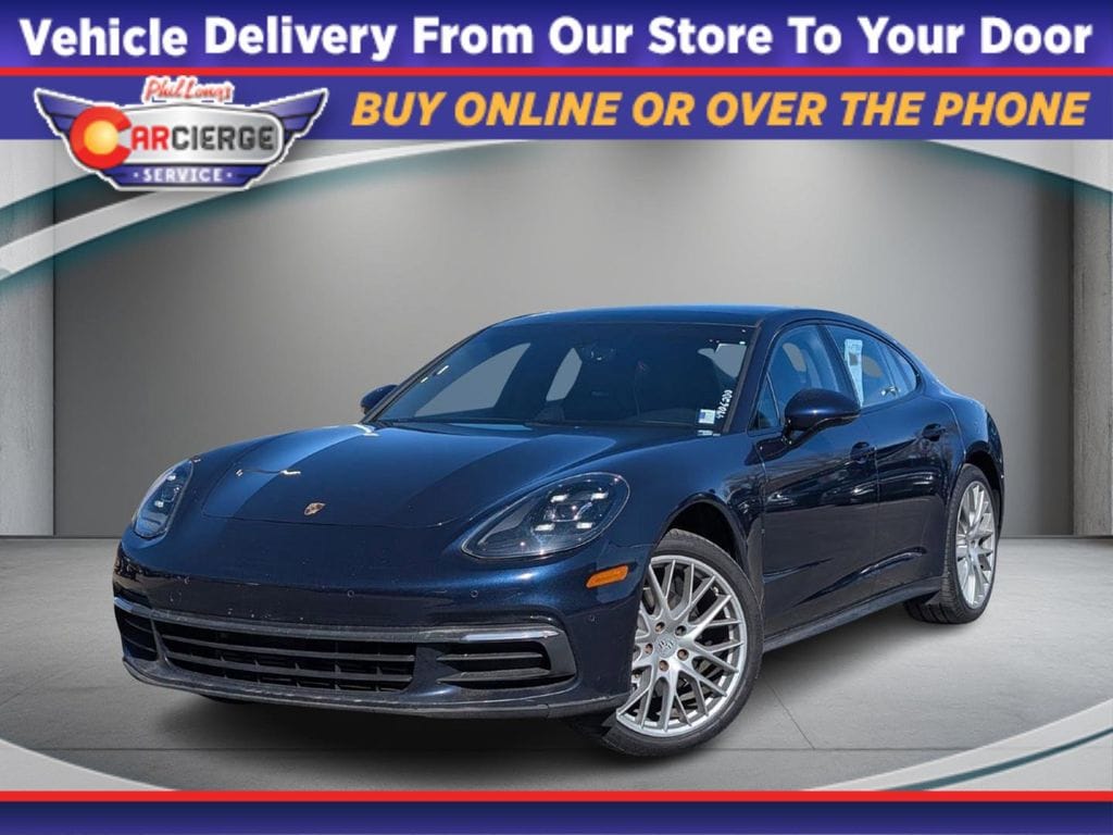 2017 Porsche Panamera 4's photo