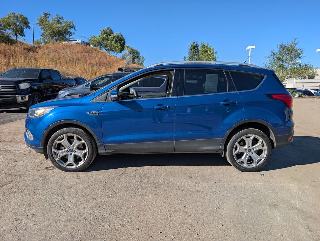 2019 Ford Escape Titanium photo 4