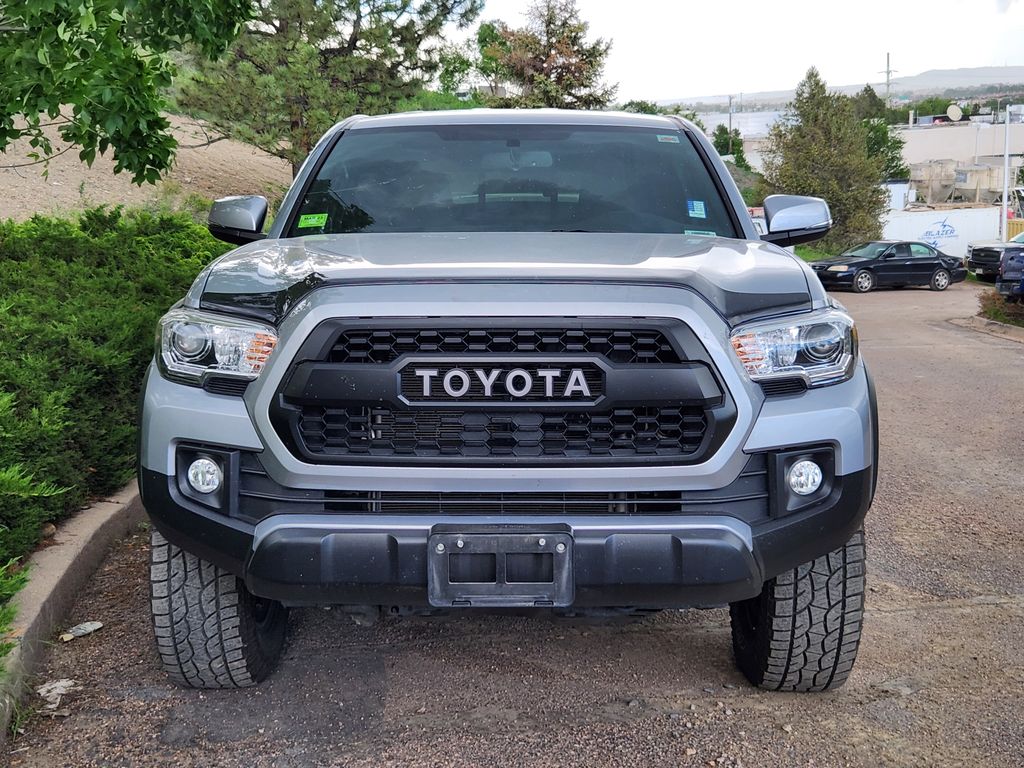 Used 2017 Toyota Tacoma TRD Off Road with VIN 5TFSZ5AN6HX068439 for sale in Colorado Springs, CO