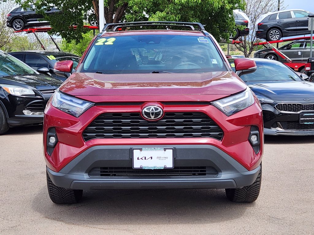 2022 Toyota RAV4 XLE Premium photo 2