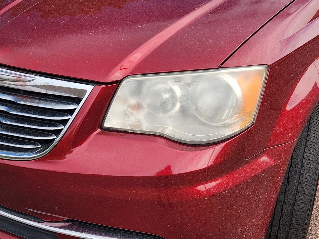 Used 2014 Chrysler Town & Country Touring Van