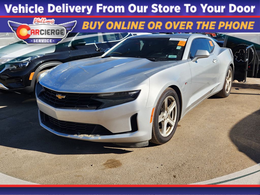 2019 Chevrolet Camaro 1LS 1LT photo 2