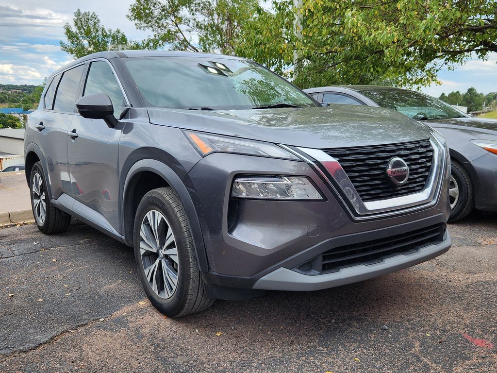 2021 Nissan Rogue SV photo 2