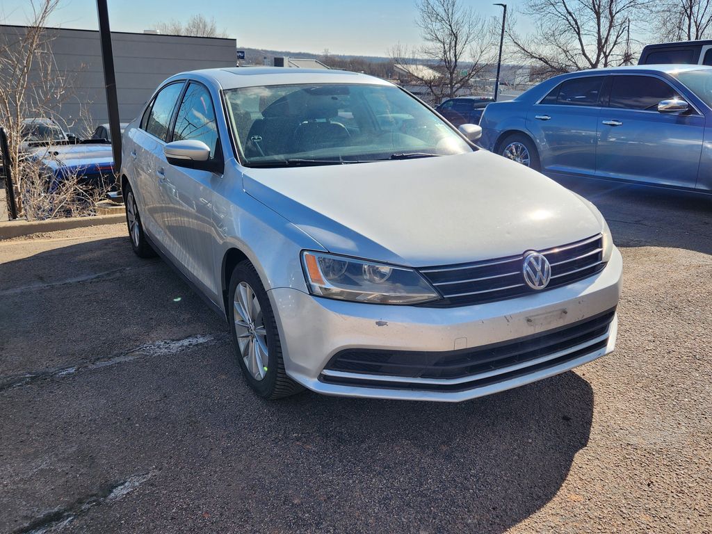 2015 Volkswagen Jetta SE Sport photo 4
